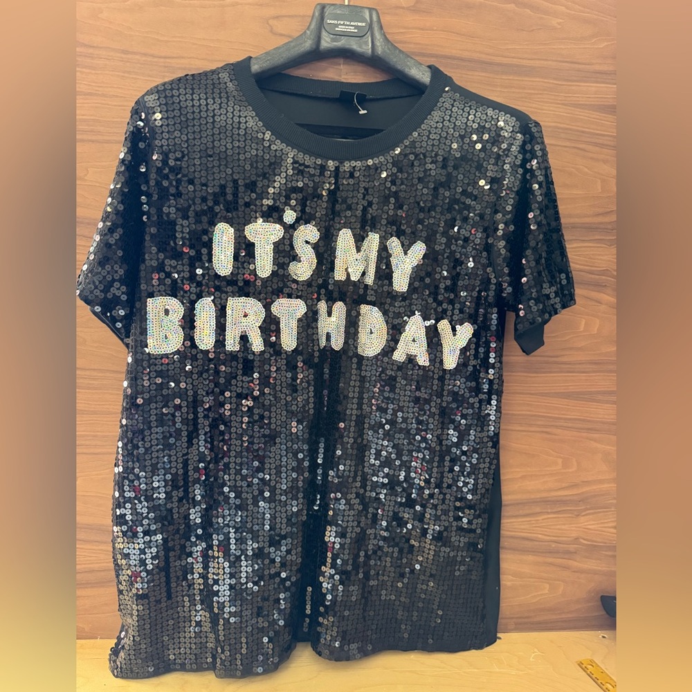 Chic Black Top with Ribbed Collar
It’s my birthday customized top